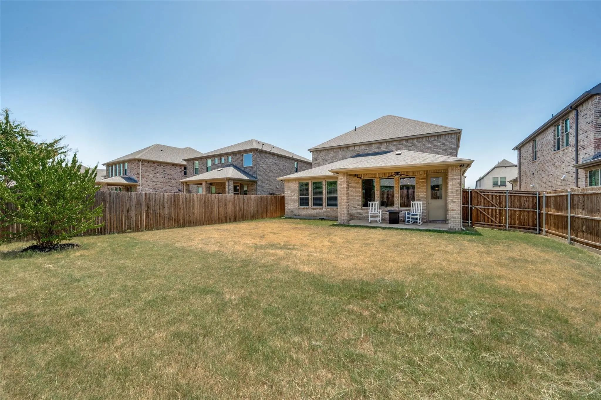 Photo of Listing #21338543