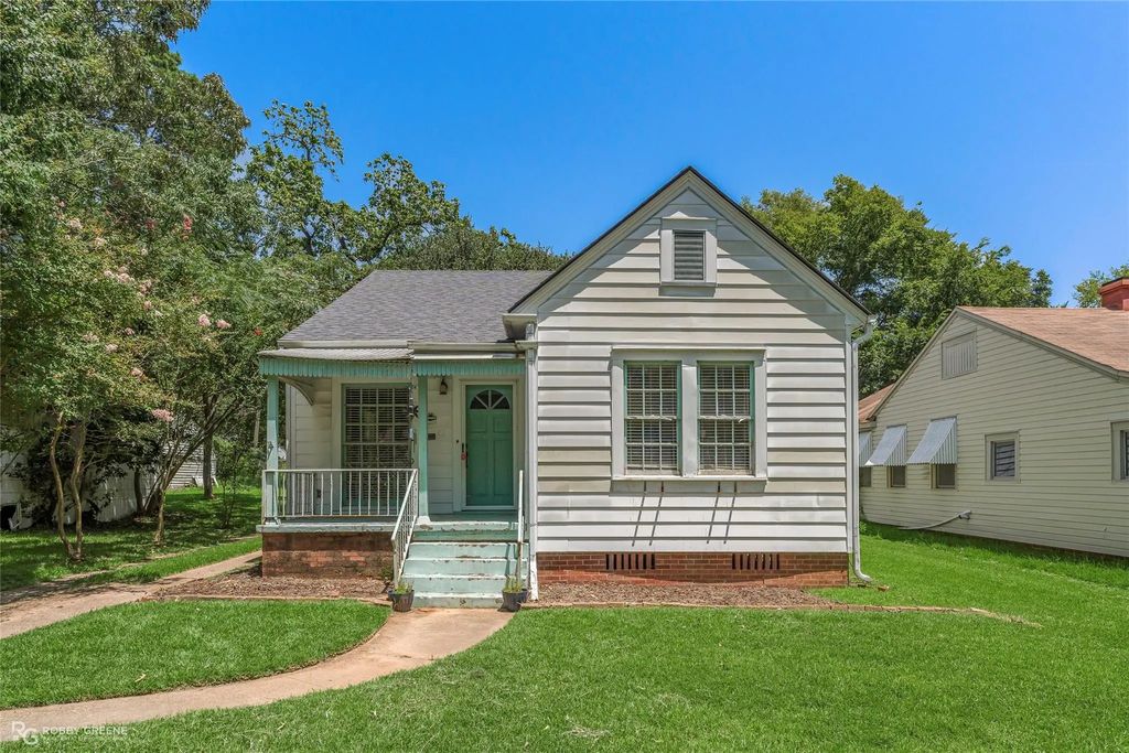 132 E Dalzell Street, Shreveport