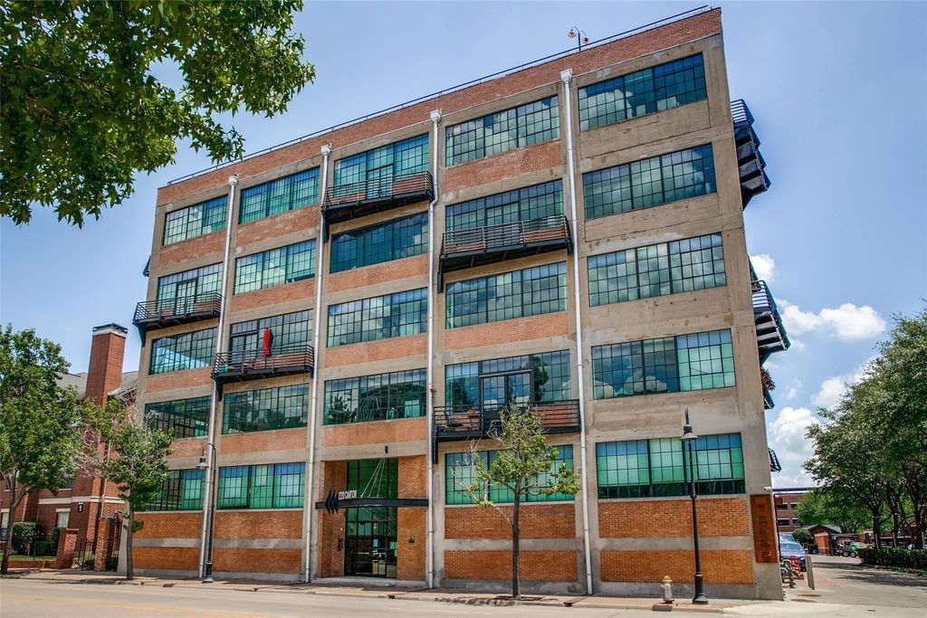 2220 Canton Street 406, Dallas