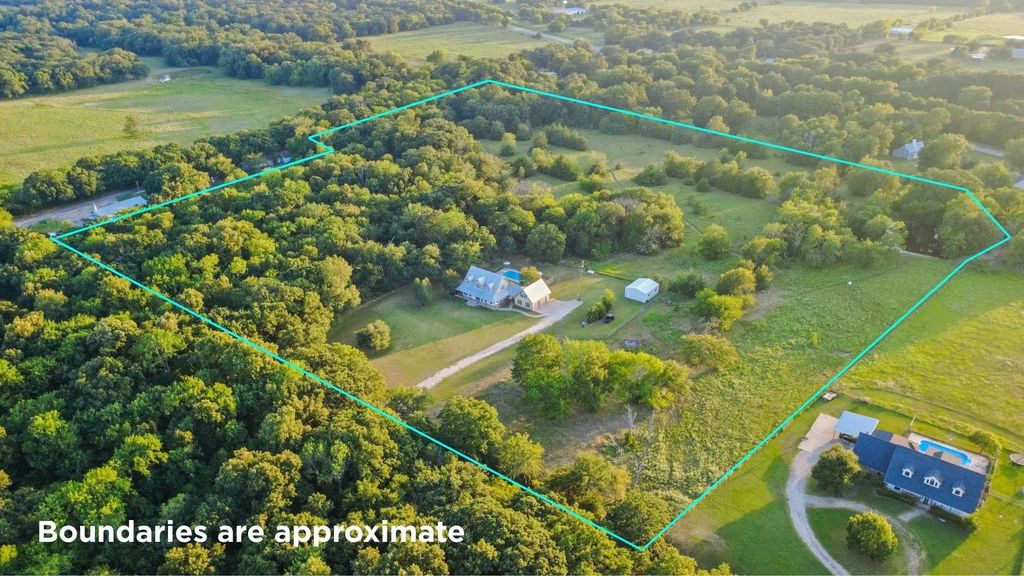 340 County Road 3585, Dike