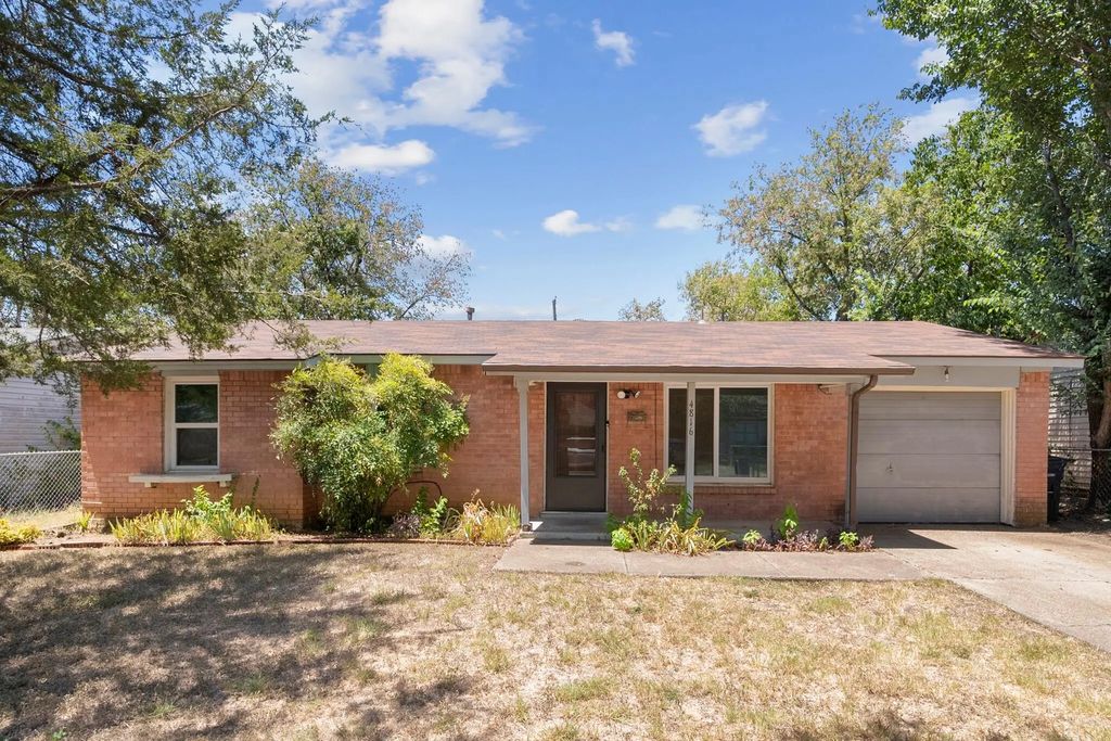 4816 Eastover Avenue, Fort Worth