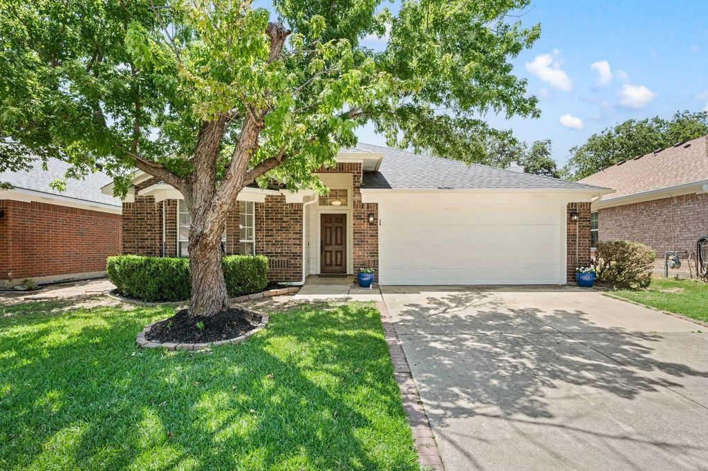 1137 Union Drive, Saginaw
