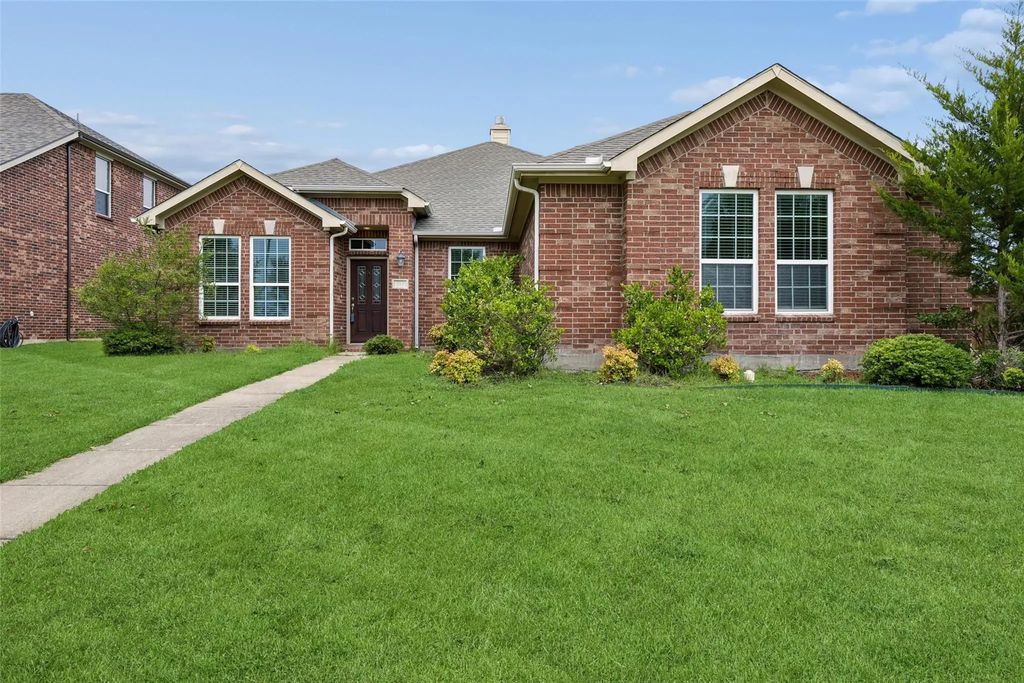 712 Beau Drive, Wylie