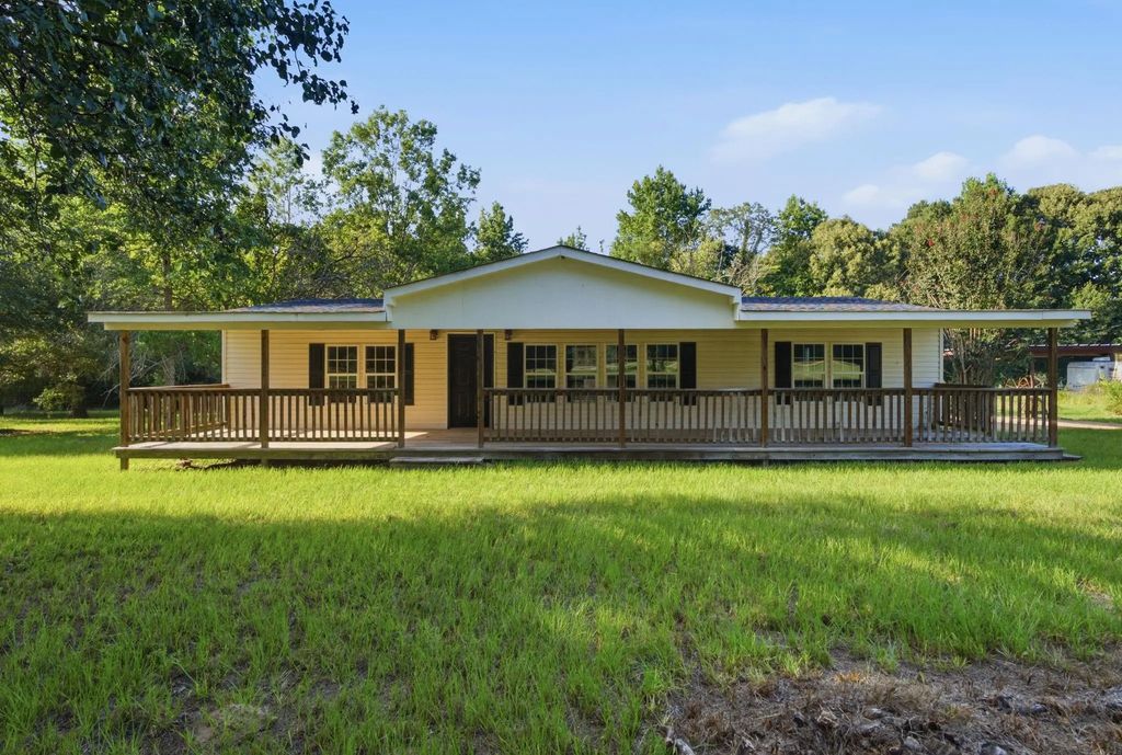 1205 County Line Road, Troup