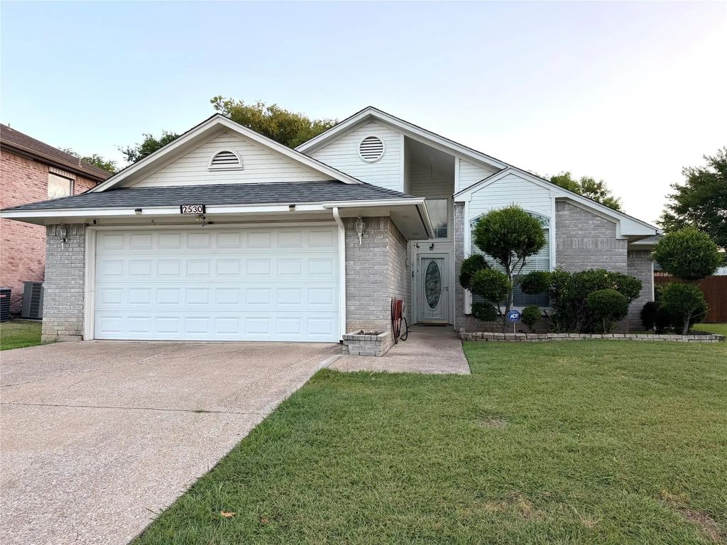 2530 Stresa Lane, Grand Prairie