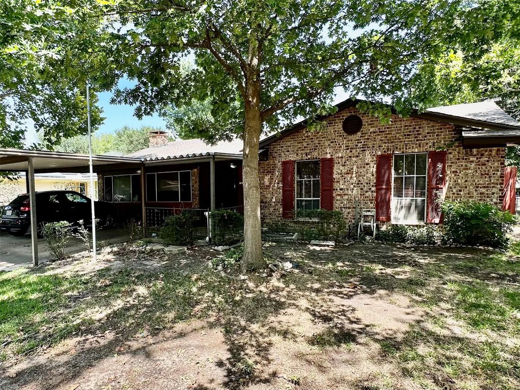 404 Birchwood Circle, Mesquite