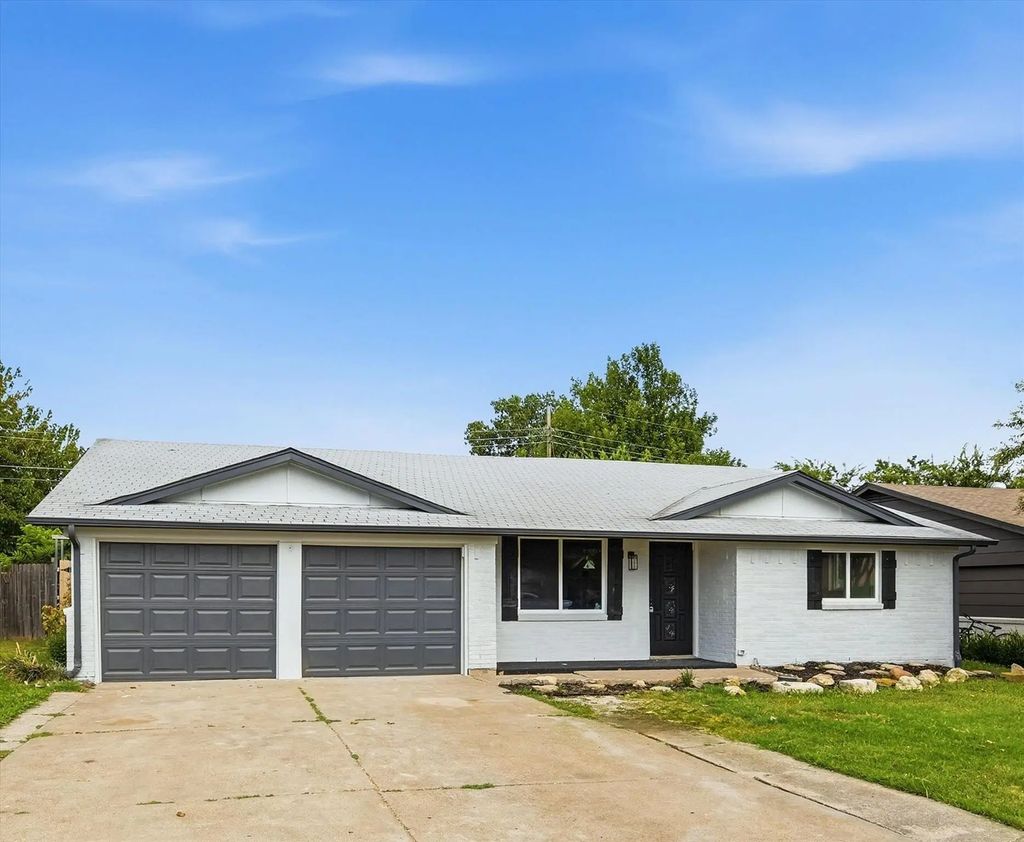 857 Twilight Trail, Grapevine