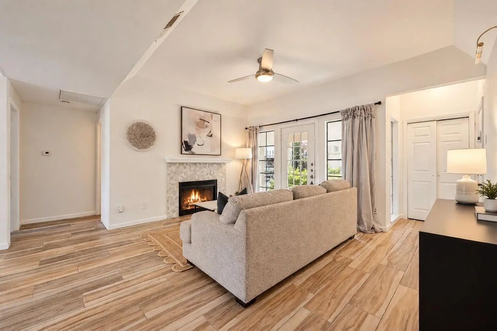 3105 San Jacinto Street 110, Dallas