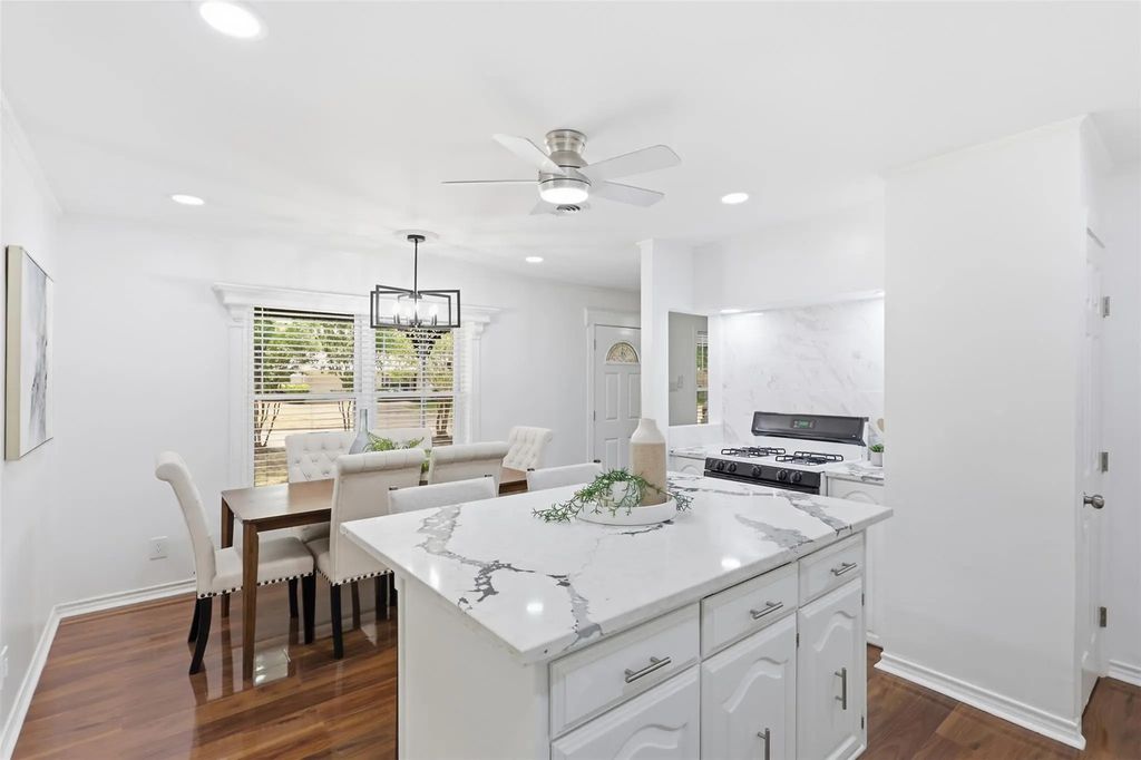 12319 Sunland Street, Dallas