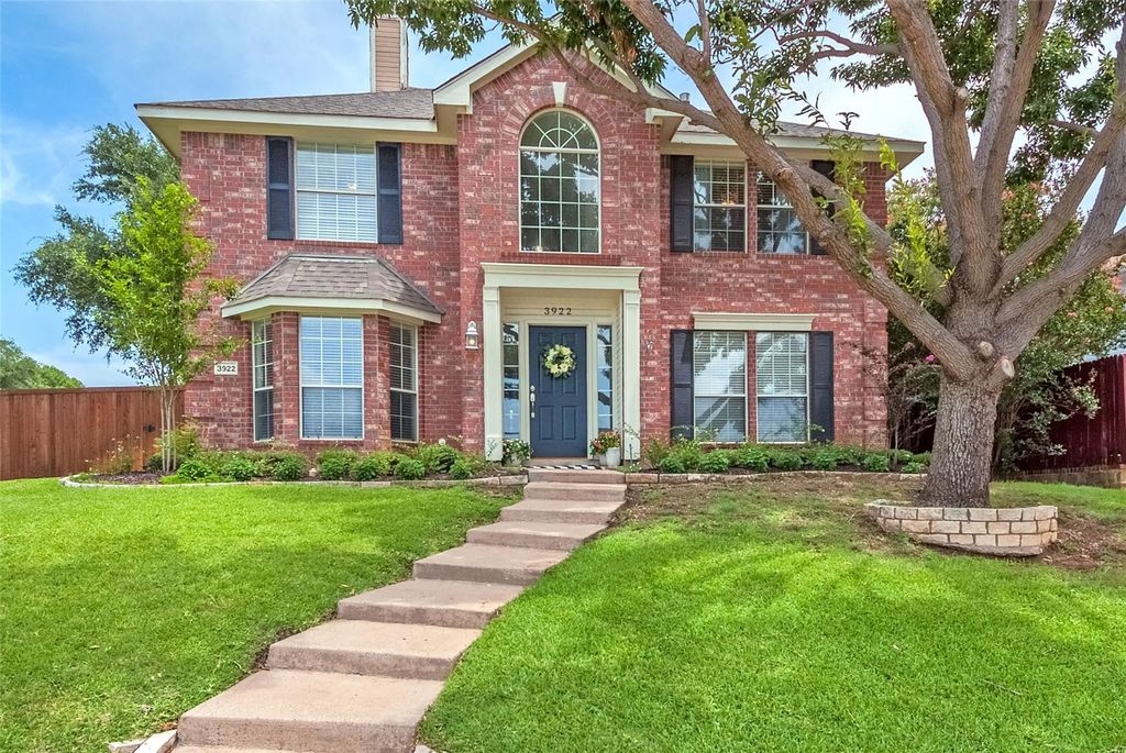 3922 Rolling Oaks Drive, Carrollton