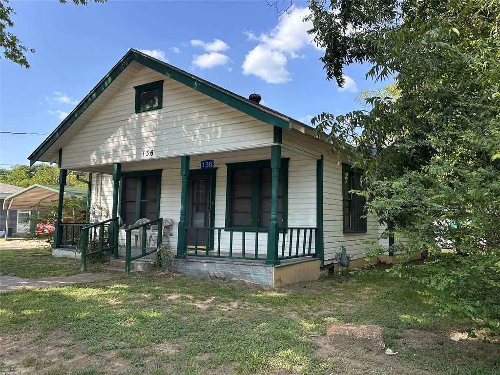 136 N Kollman Road, Mexia