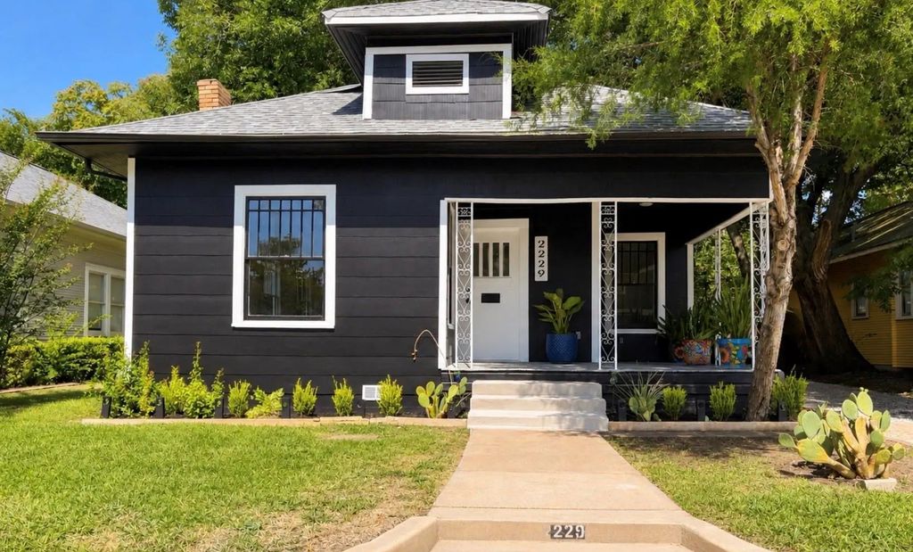 2229 College Avenue, Fort Worth