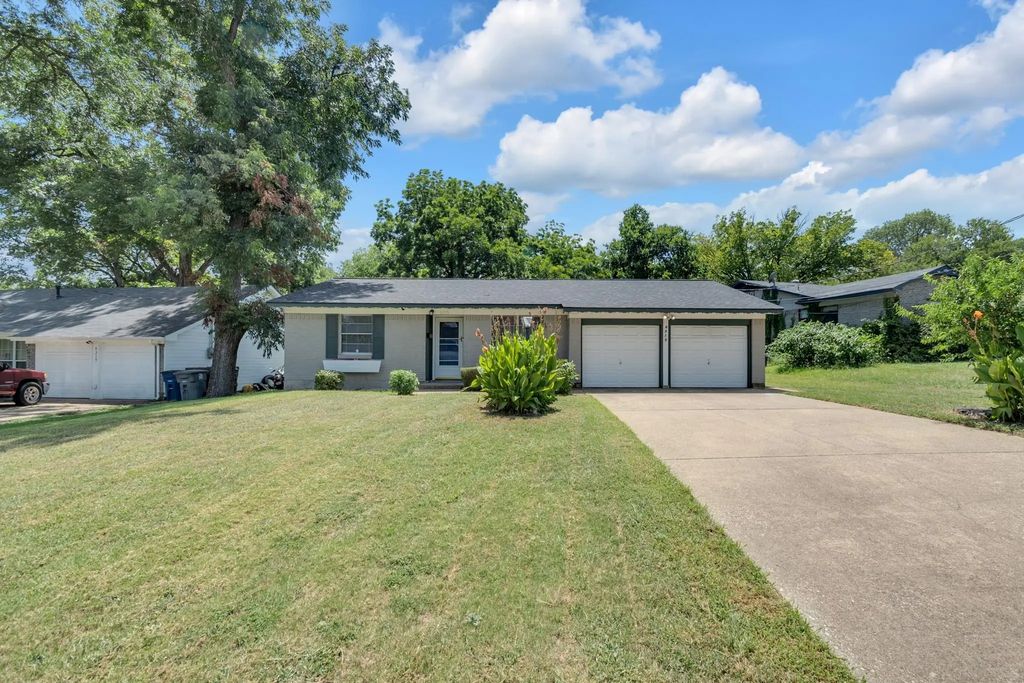 6315 Harmony Lane, Dallas