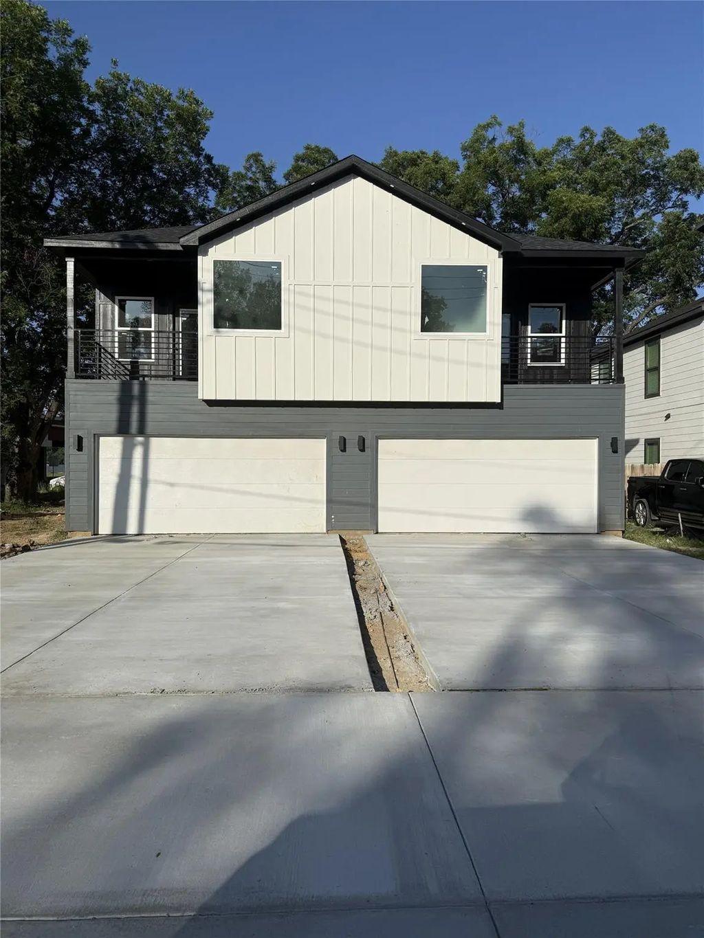 5031 Colonial Avenue, Dallas