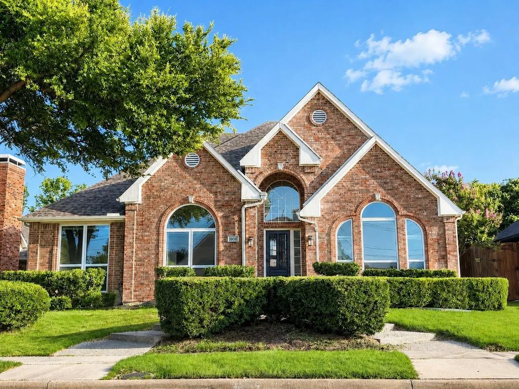3908 Newhall Drive, Plano