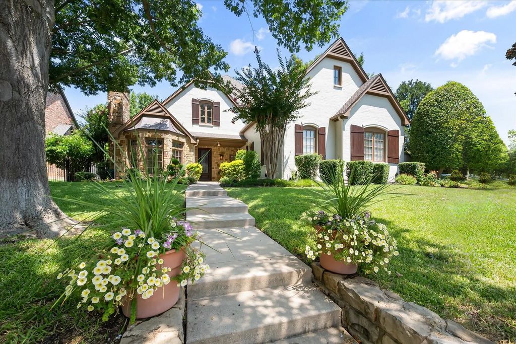 2111 Castle View Road, Mansfield