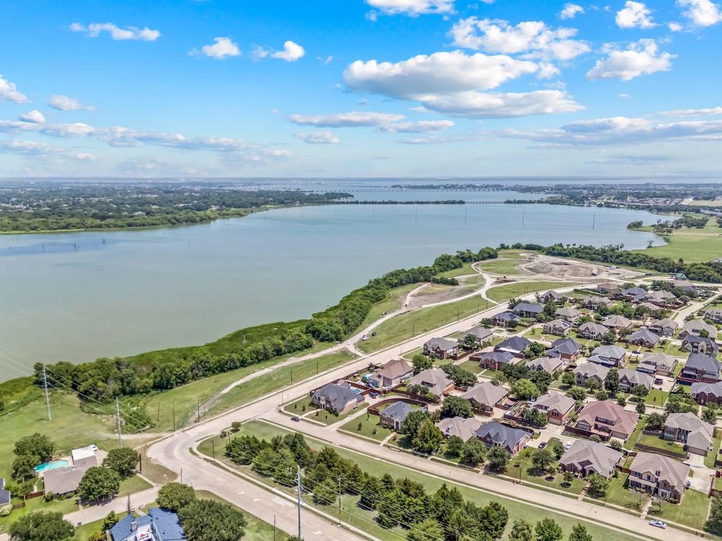 4109 Claridge Terrace, Garland