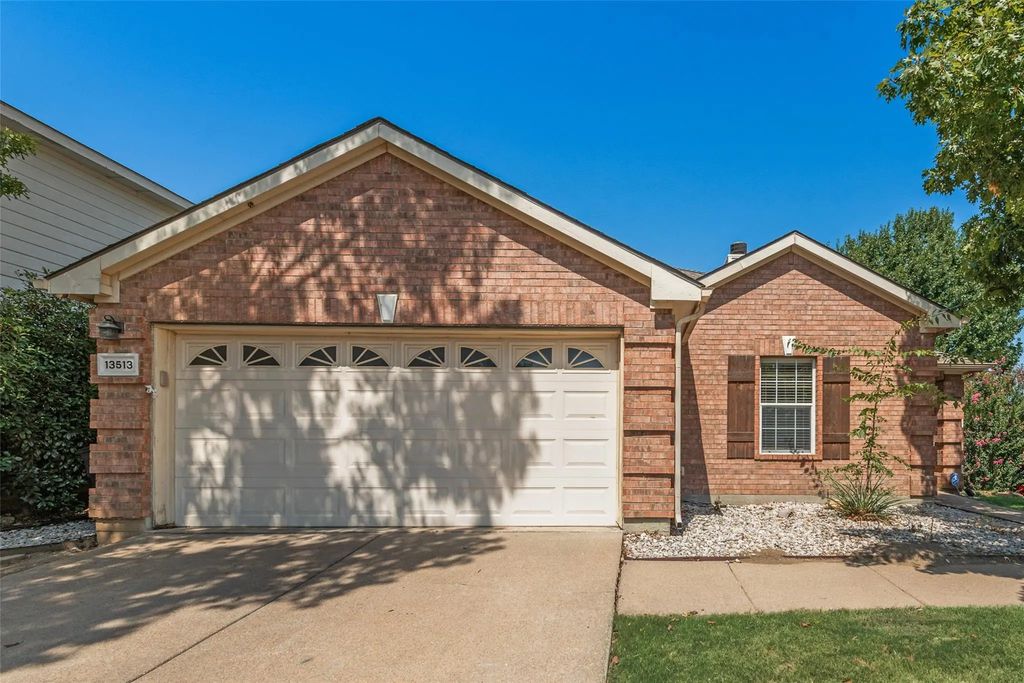 13513 Lost Spurs Road, Fort Worth
