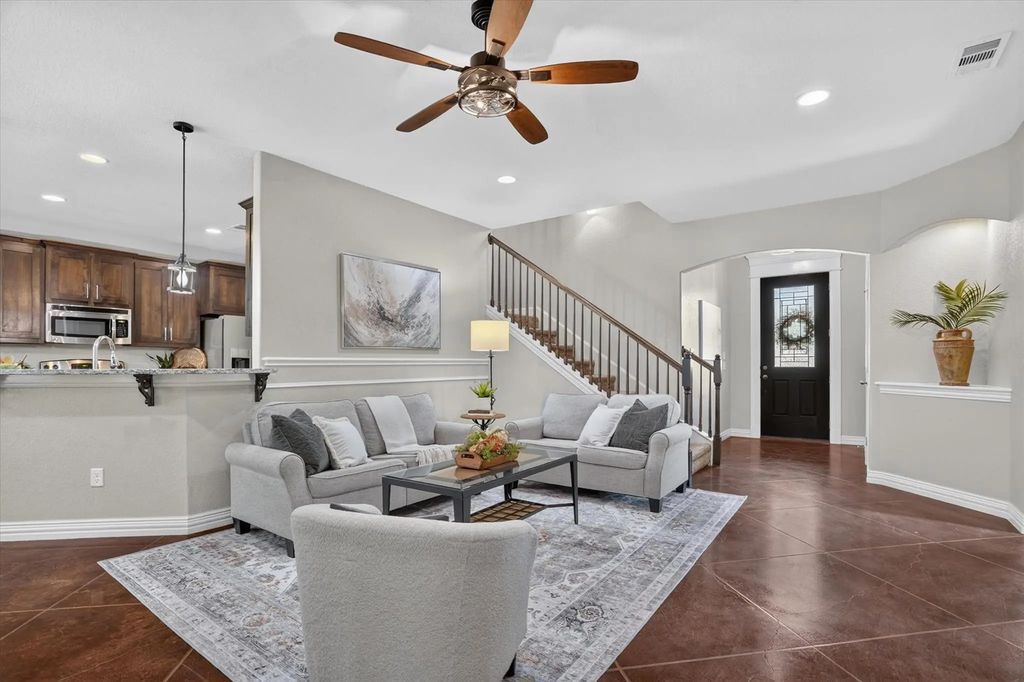 6403 Westover Drive, Granbury