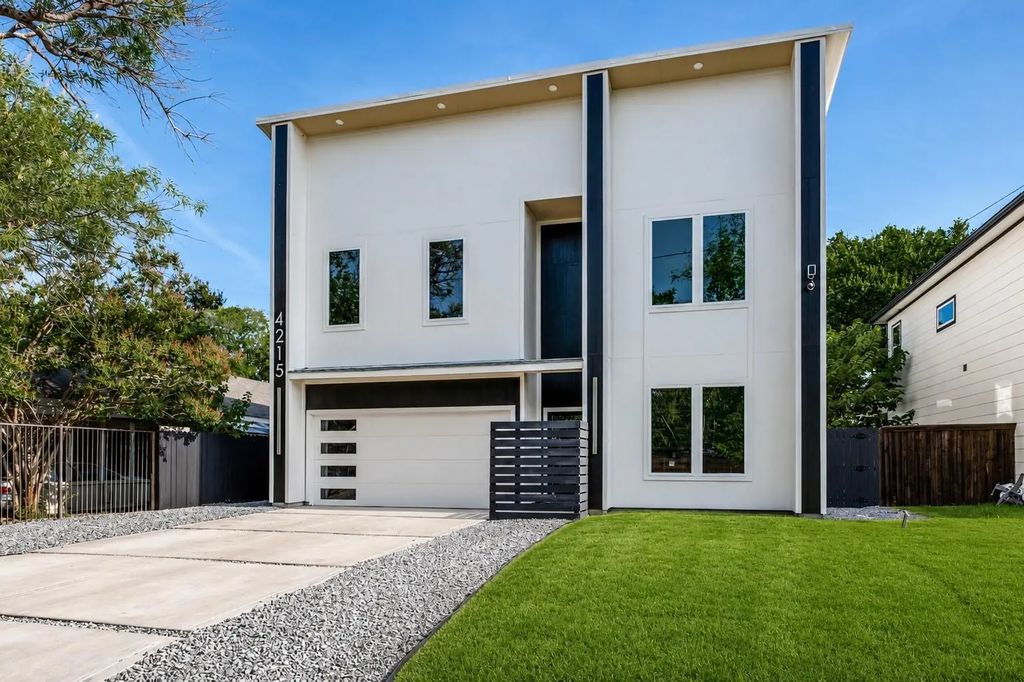 4215 Canada Drive, Dallas