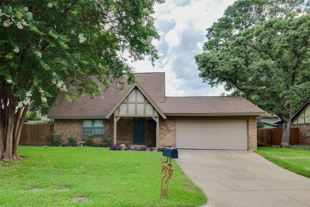 3906 San Luis Court, Arlington