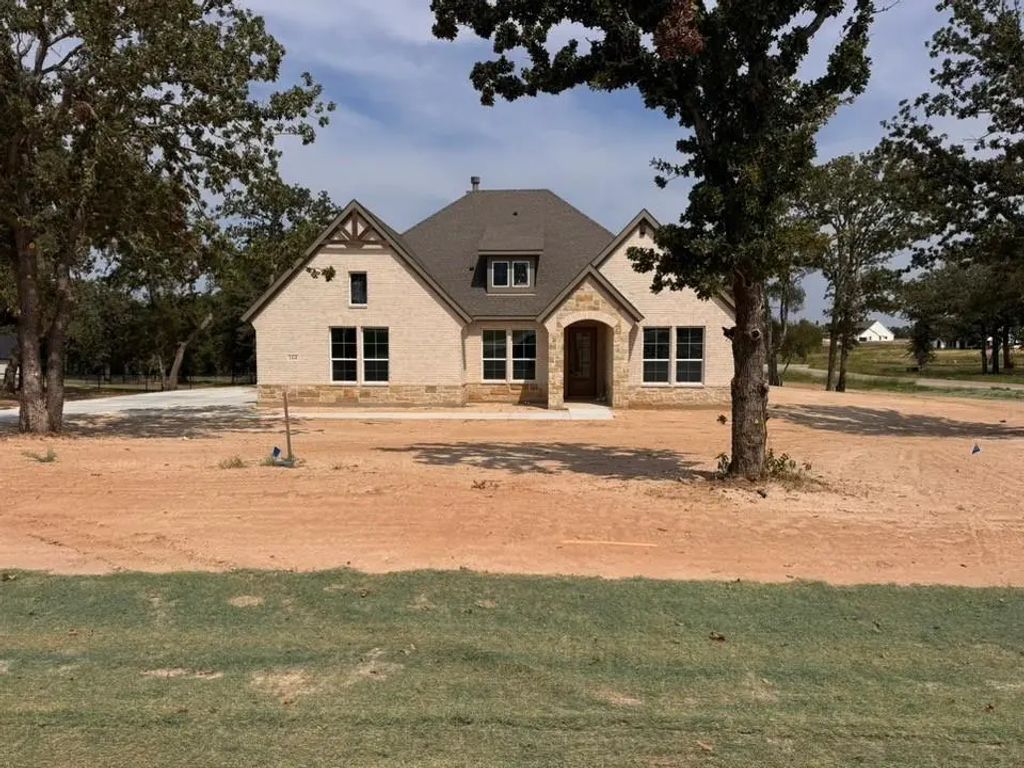 164 Oak Grove Way, Springtown