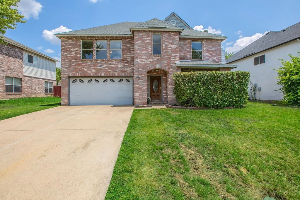 3148 Pine Valley Drive, Grand Prairie