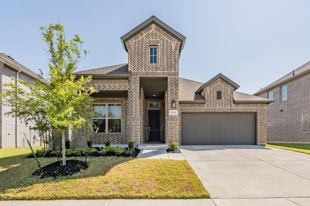 918 Hawthorn Lane, Mansfield