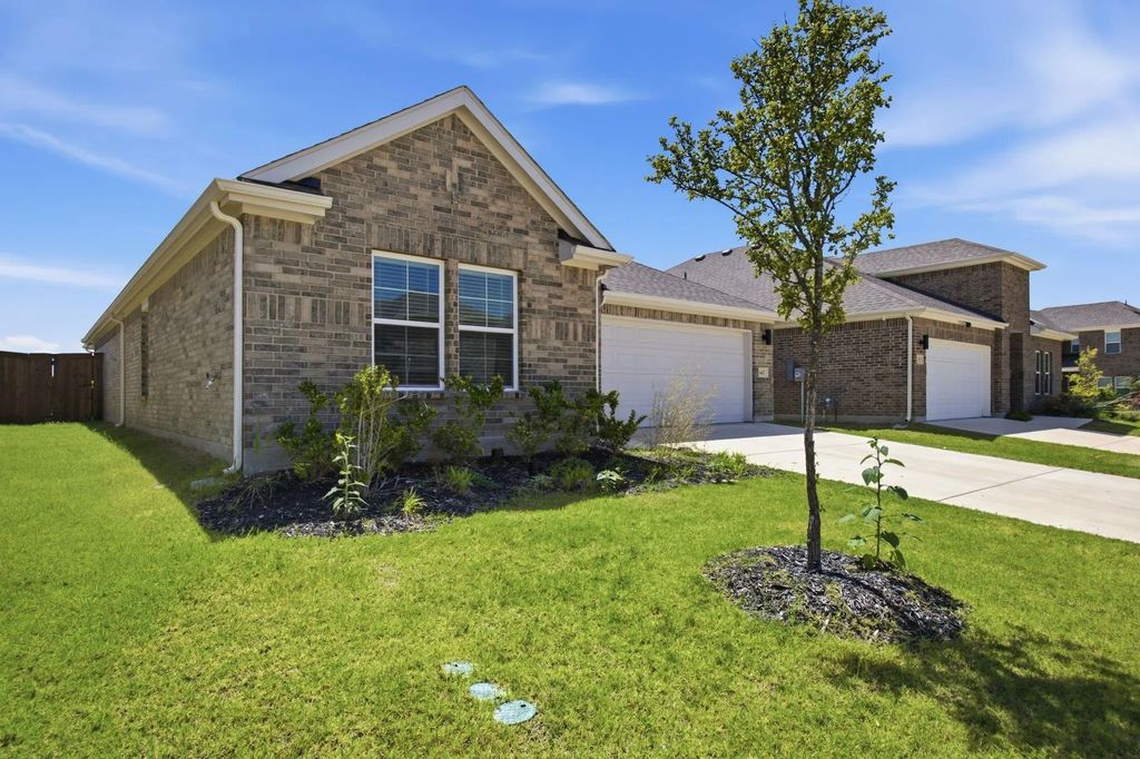 643 Scarlett Street, Forney
