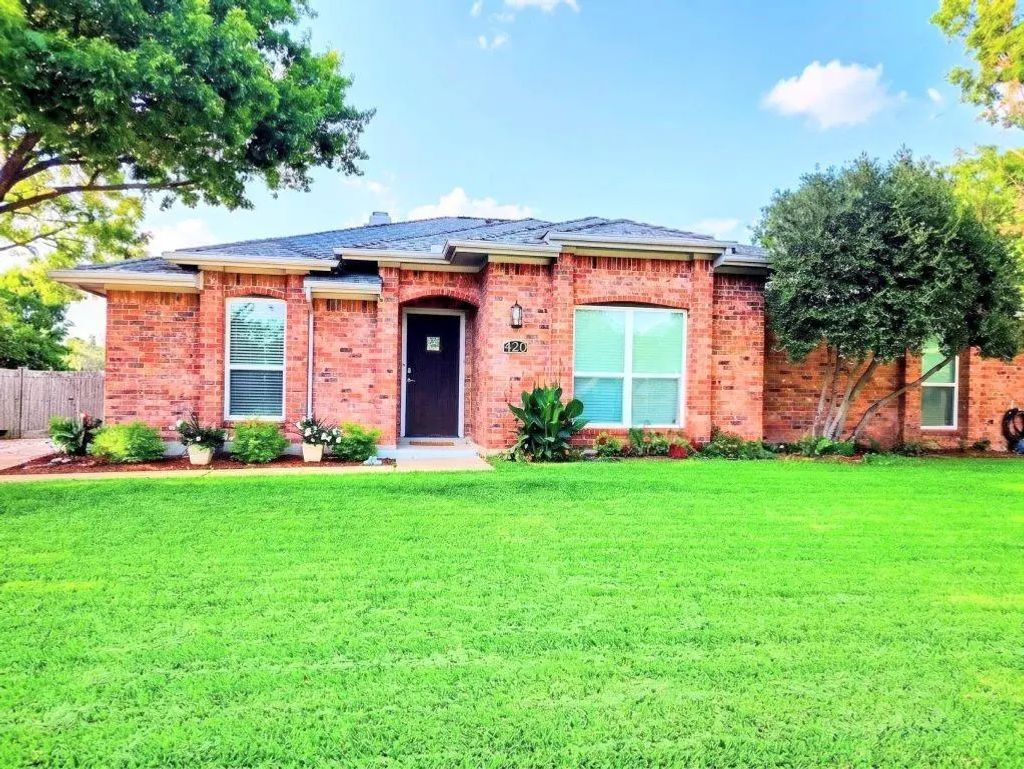 420 Cozby Avenue, Coppell