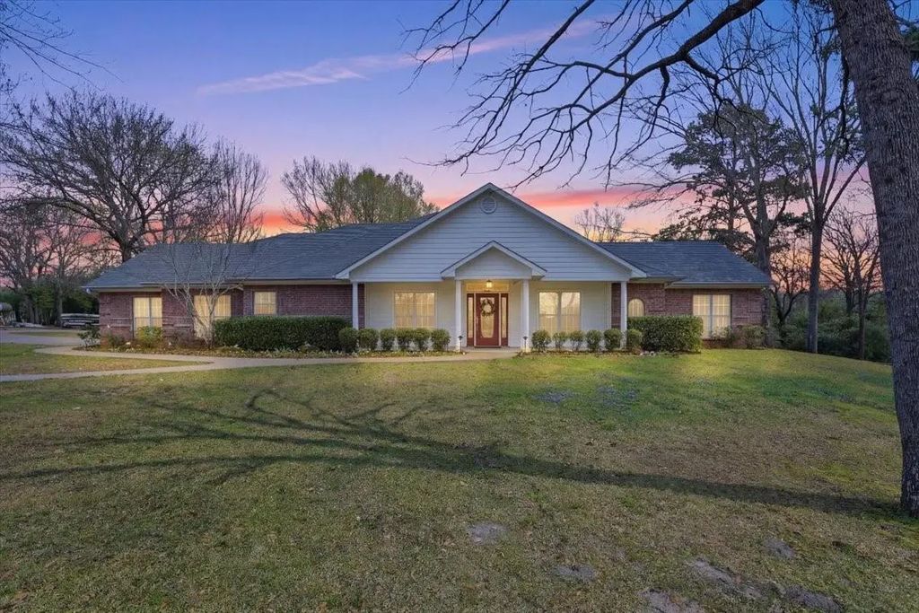 16378 County Road 431, Lindale