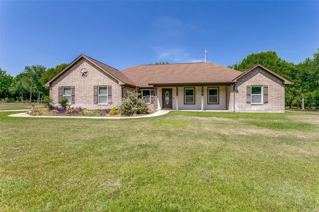 173 Miramar Circle, Weatherford