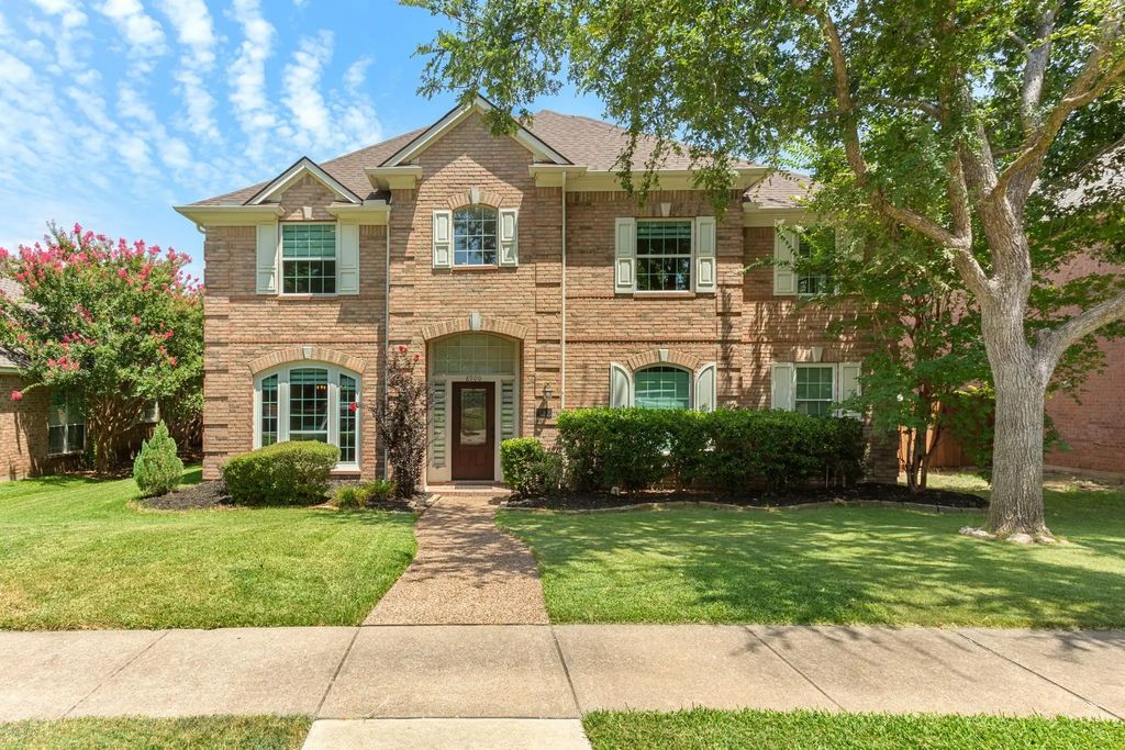 8900 High Meadows Drive, Plano