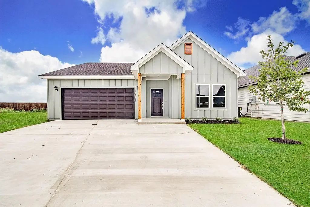 10520 Ruffin Drive, Fort Worth