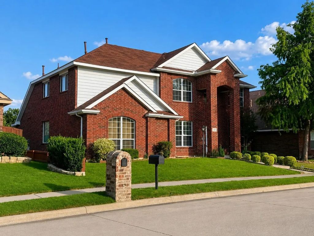 1217 Mcmahan Drive, Lewisville