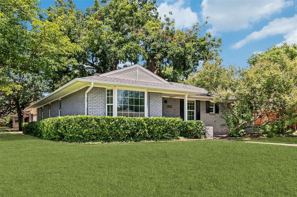 7105 Bennington Drive, Dallas