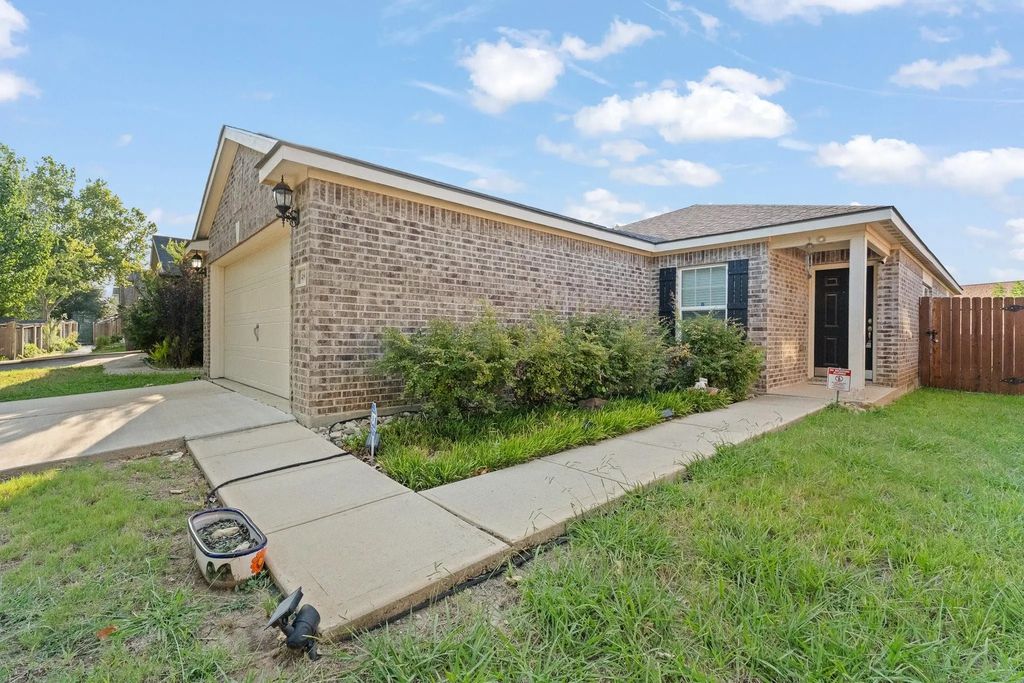 4801 Cedar Springs Drive, Fort Worth