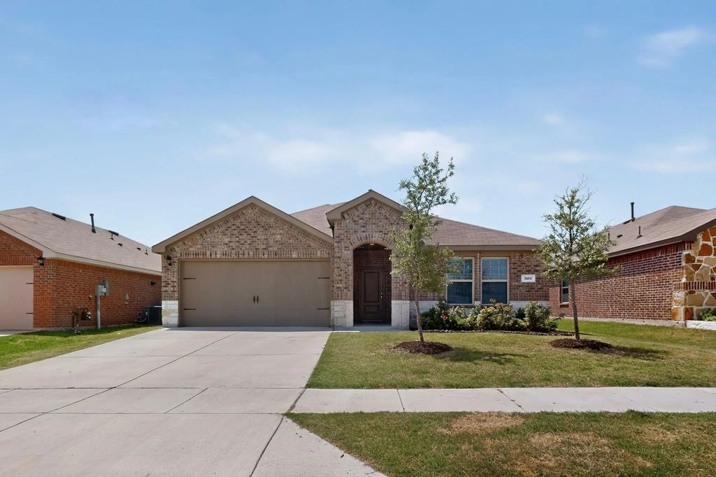 309 Banner Avenue, Royse City