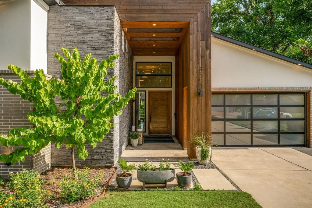 3766 Manana Drive, Dallas