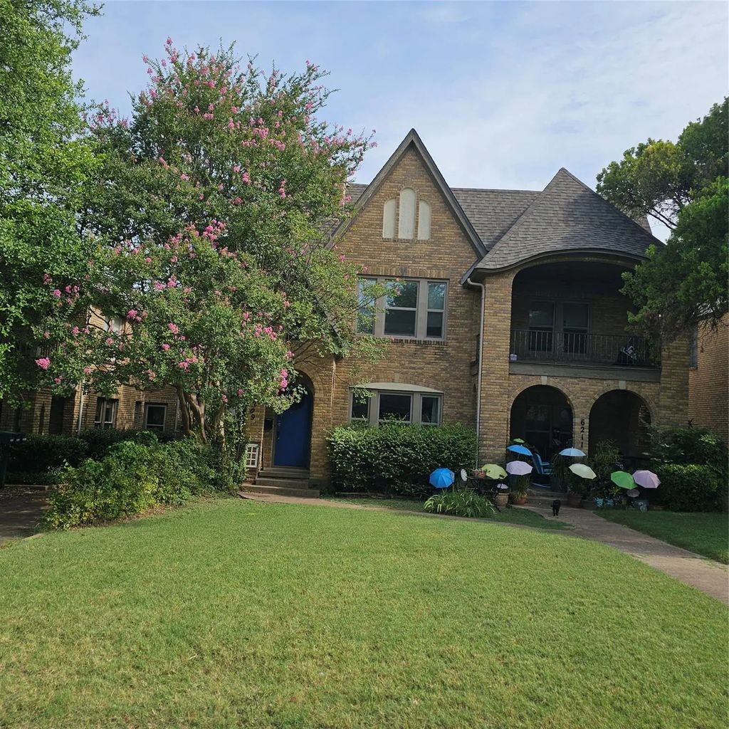 6209 Richmond Avenue, Dallas