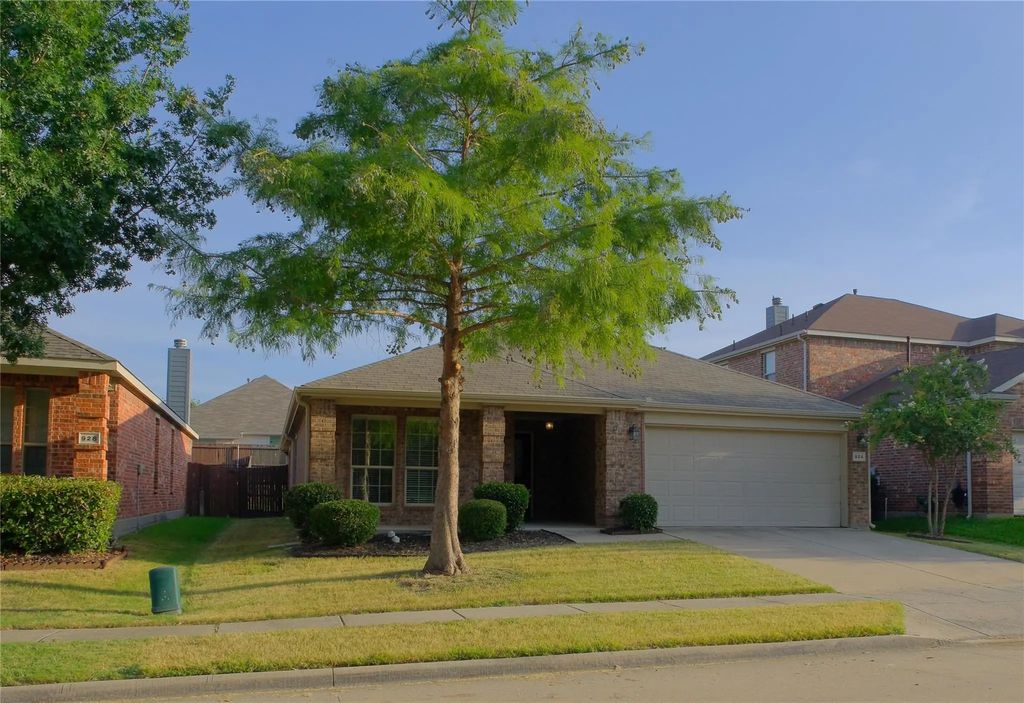 924 Lake Forest Trail, Little Elm