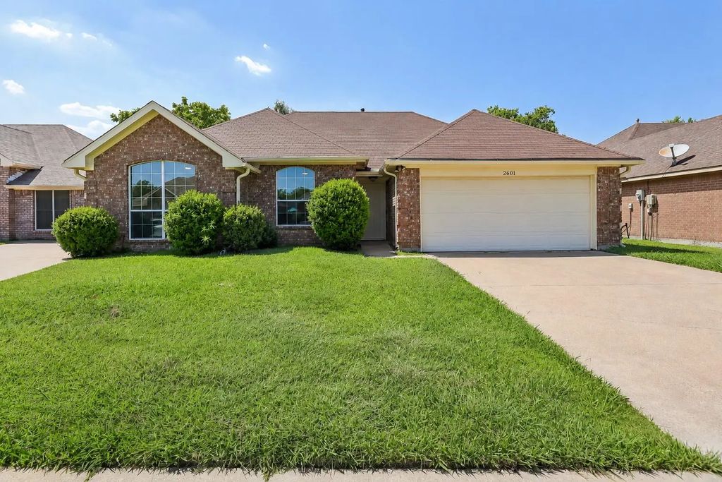 2601 Dandelion Lane, Rowlett