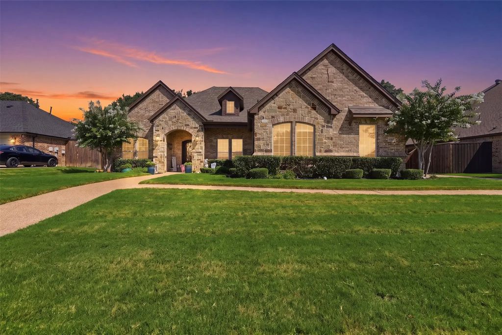 1406 Brynlee Lane, Mansfield