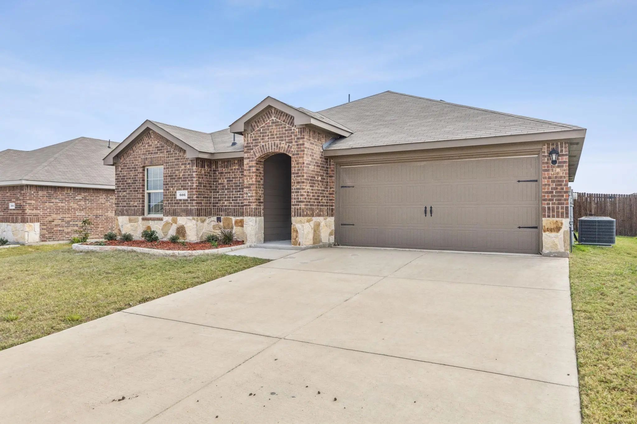 Photo of Listing #21340406