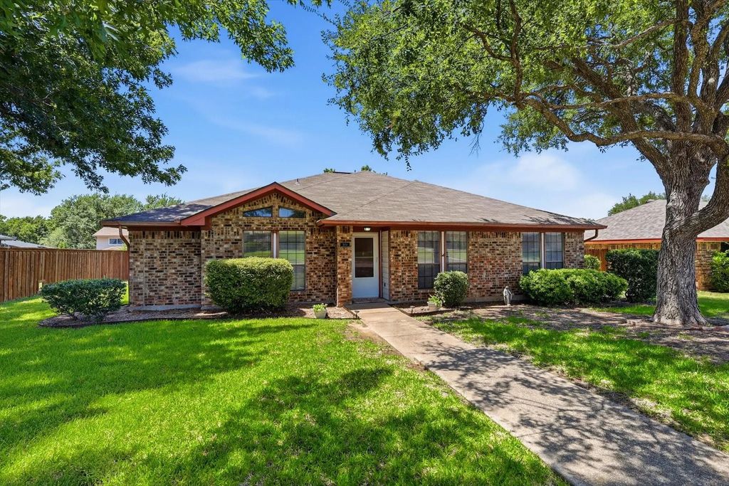 329 Pepperwood Street, Coppell