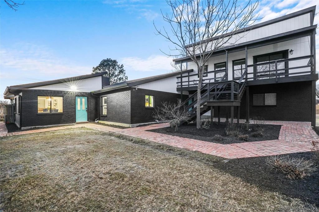 1510 Hillcrest Boulevard, Little Elm