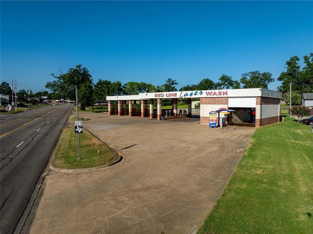 109 S Greer Boulevard, Pittsburg