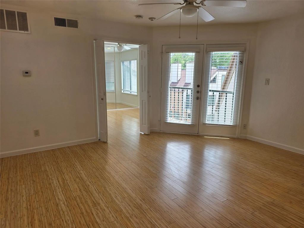 2300 Balsam Drive G306, Arlington
