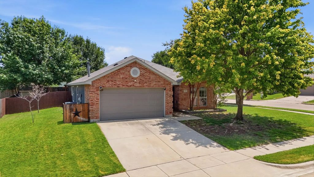 14016 Cedar Post Drive, Fort Worth