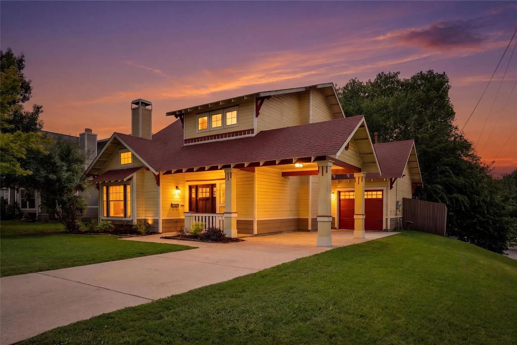 402 S Kentucky Street, McKinney
